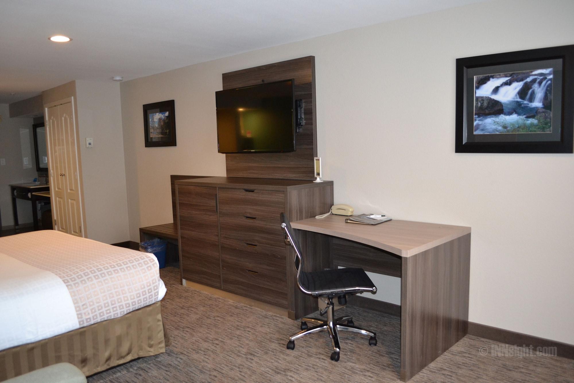 Yosemite Southgate & Hotel 3*